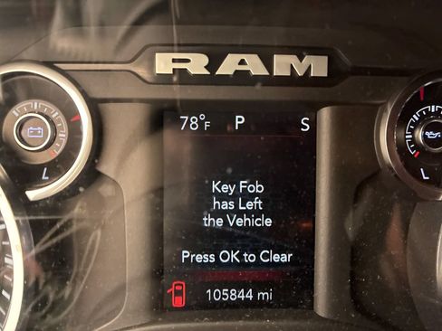 Used 2021 RAM 1500 Big Horn AWD/4WD image 13