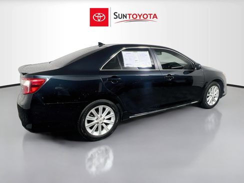 Used 2012 Toyota Camry XLE FWD image 4
