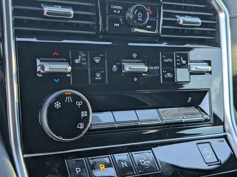 New 2026 Nissan Armada SL image 13