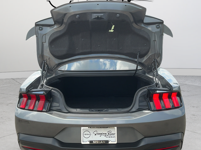 Used 2024 Ford Mustang GT RWD image 20