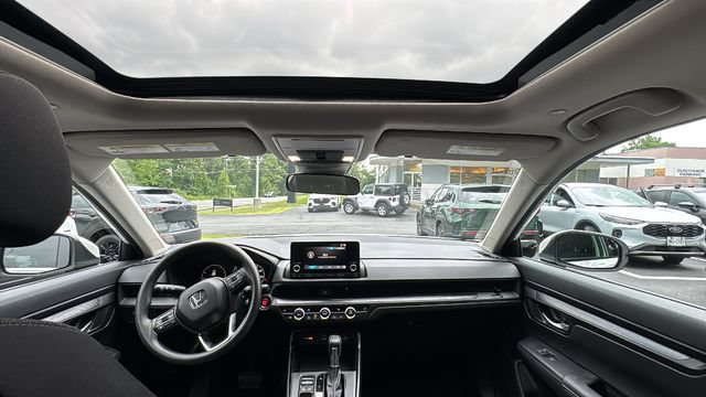 Used 2024 Honda CR-V EX image 29