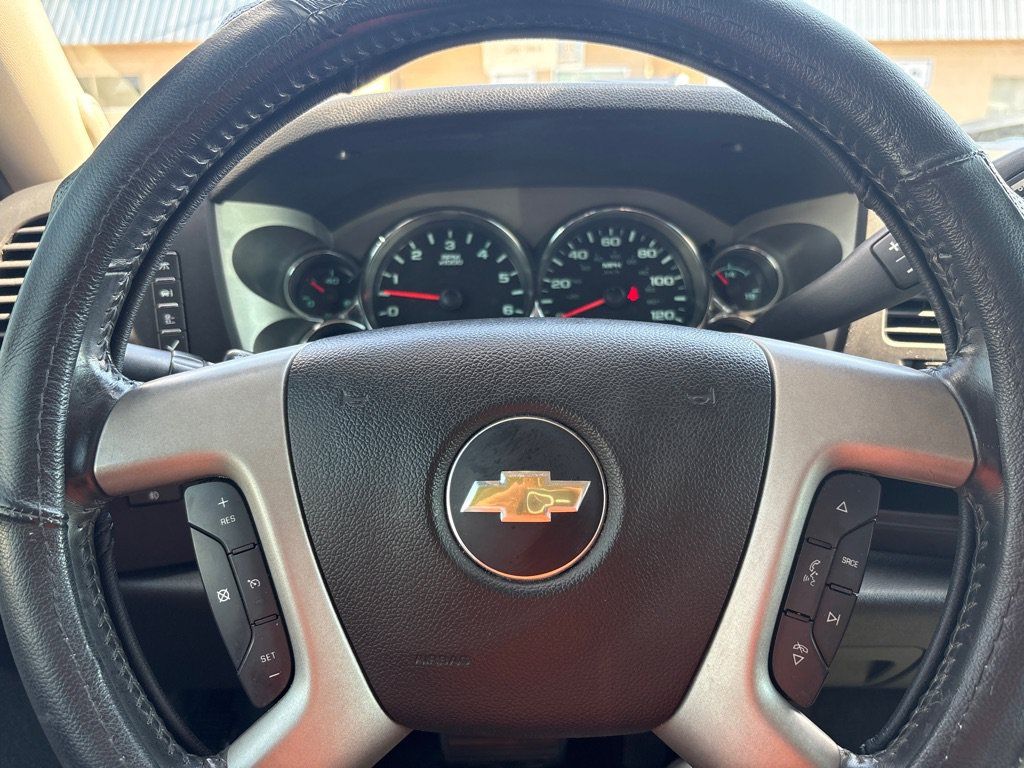 Used 2013 Chevrolet Silverado 1500 LT RWD image 19