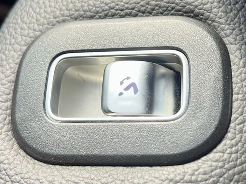 Certified 2022 Mercedes-Benz GLS 450 4MATIC image 31