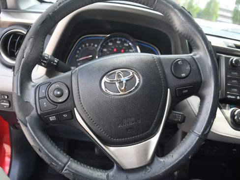 Used 2015 Toyota RAV4 Limited w/ Outdoor Package FWD image 14