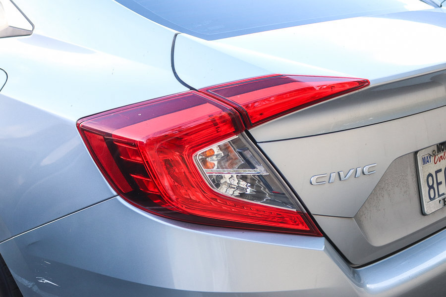 Used 2018 Honda Civic EX image 8