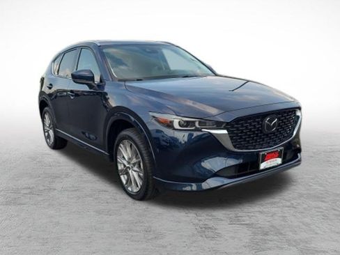 Used 2024 MAZDA CX-5 AWD 2.5 S w/ Premium Package image 3