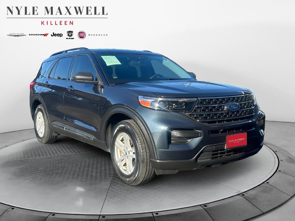 Used 2023 Ford Explorer XLT RWD image 2