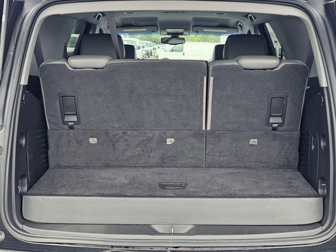 Used 2017 Chevrolet Tahoe LS RWD image 12
