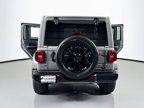 Used 2023 Jeep Wrangler Unlimited Sahara w/ Dual Top Group AWD/4WD image 26