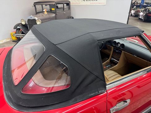 Used 1989 Mercedes-Benz 560 SL SL image 17