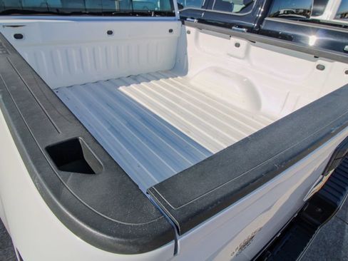 Used 2016 Chevrolet Silverado 1500 W/T w/ Trailering Package image 5