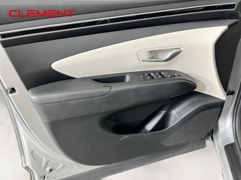 Used 2022 Hyundai Tucson SEL FWD image 24