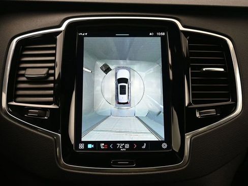 Used 2023 Volvo XC90 T8 Plus image 21