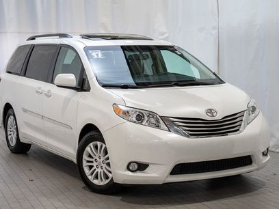 Used 2017 Toyota Sienna XLE