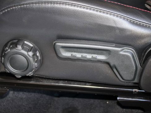 Used 2019 Jeep Wrangler Rubicon AWD/4WD image 44