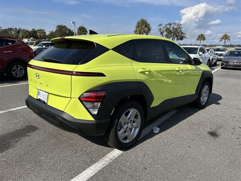 New 2026 Hyundai Kona SE image 9