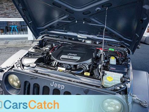 Used 2017 Jeep Wrangler Unlimited Sport AWD/4WD image 38
