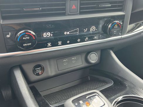 New 2026 Nissan Rogue Rock Creek image 19