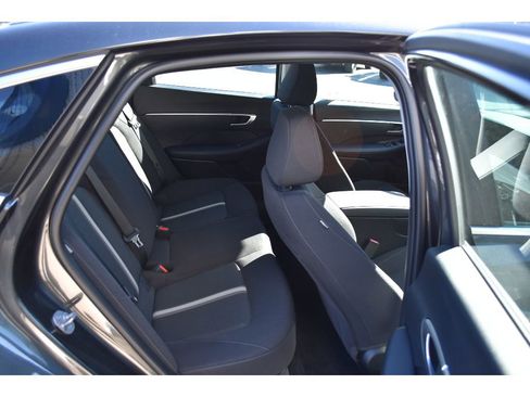Used 2025 Hyundai Sonata SE image 15
