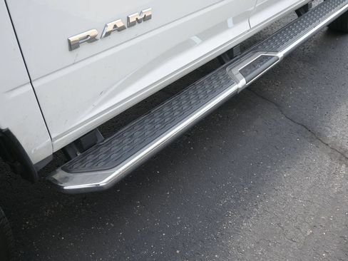 Used 2024 RAM 2500 Big Horn w/ Bed Utility Group AWD/4WD image 15