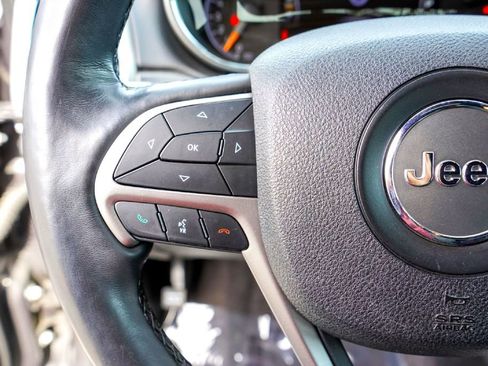 Used 2018 Jeep Grand Cherokee Limited image 14