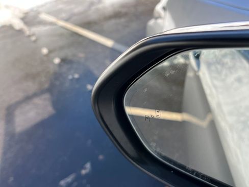 Used 2019 Toyota Avalon Touring w/ Advanced Safety Package image 27