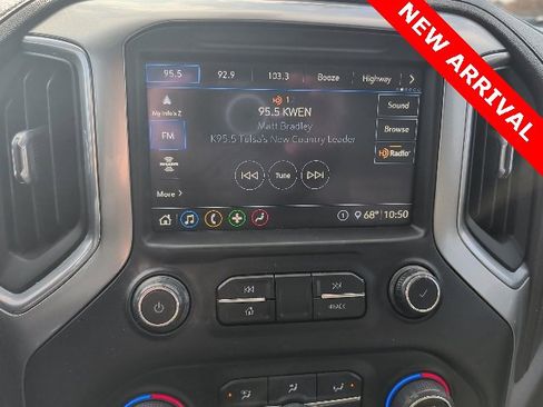 Used 2020 Chevrolet Silverado 1500 RST image 22