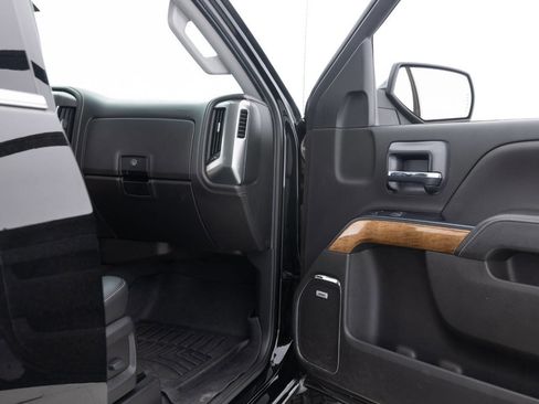 Used 2018 Chevrolet Silverado 1500 LTZ w/ Sport Package image 28