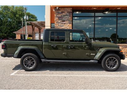 Used 2022 Jeep Gladiator Overland w/ Popular Equipment Package