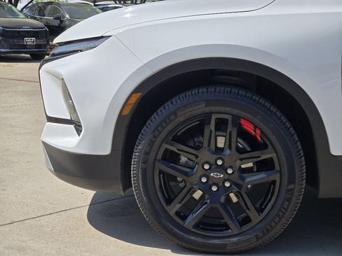 Used 2024 Chevrolet Blazer LT w/ Sound & Technology Package image 14