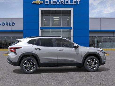 New 2026 Chevrolet Trax LT w/ LT Convenience Package image 29