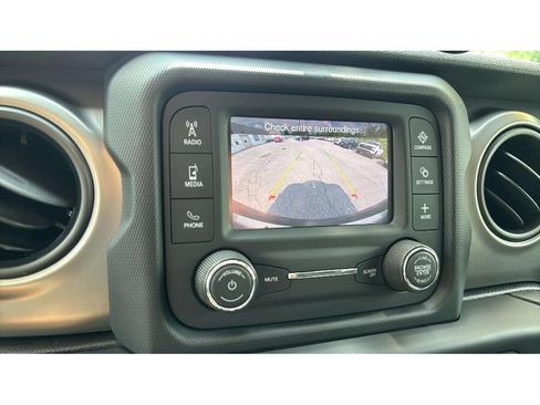 Used 2020 Jeep Wrangler Unlimited Sport S AWD/4WD image 18