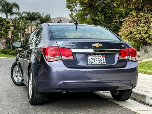 Used 2013 Chevrolet Cruze LT w/ Technology Package FWD image 19