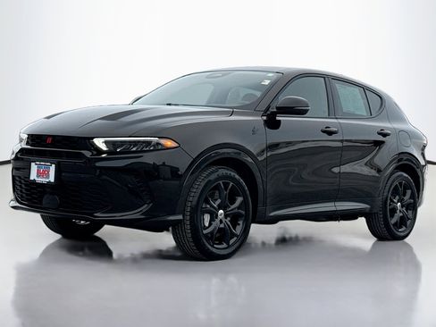 Used 2024 Dodge Hornet R/T Plus w/ R/T Blacktop Package image 12