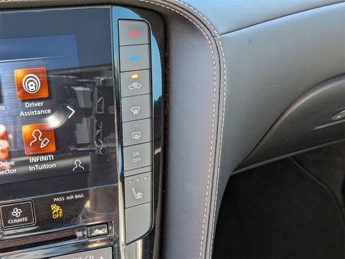 Used 2023 INFINITI QX50 Luxe image 25