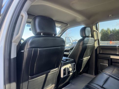 Used 2020 Ford F250 Lariat w/ Lariat Value Package image 39