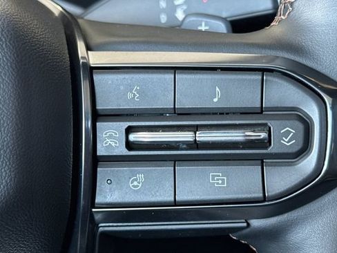 Used 2024 GMC Acadia AT4 w/ Super Cruise Package image 40