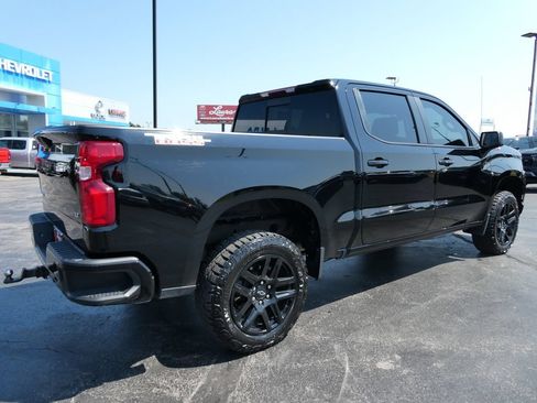 Used 2022 Chevrolet Silverado 1500 LT Trail Boss w/ Convenience Package II AWD/4WD image 5