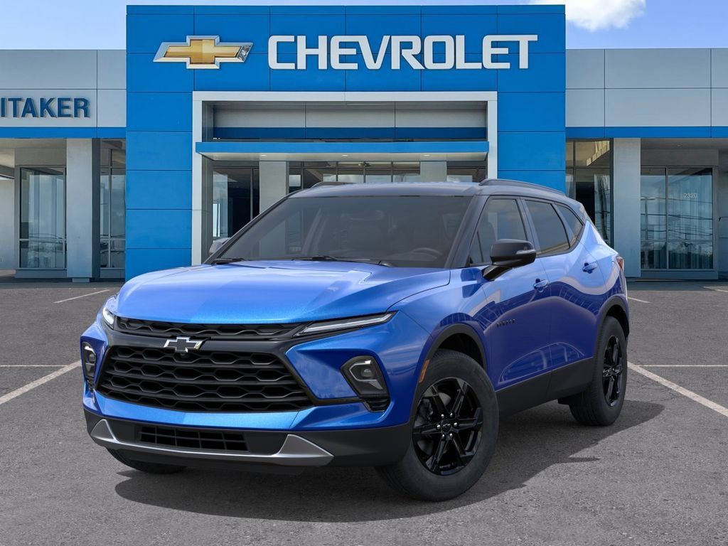 New 2026 Chevrolet Blazer LT w/ Midnight/Sport Edition FWD image 6