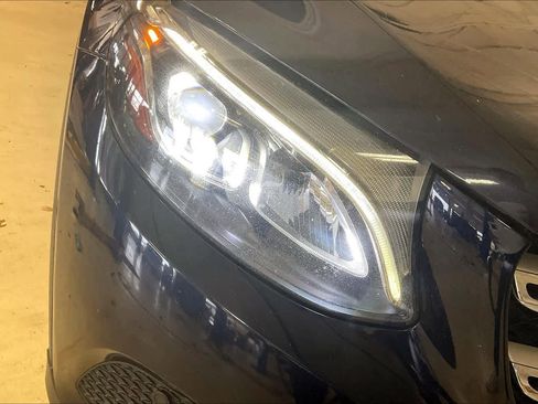 Used 2019 Mercedes-Benz GLC 300 image 25