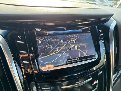 Used 2016 Cadillac Escalade ESV Platinum image 43