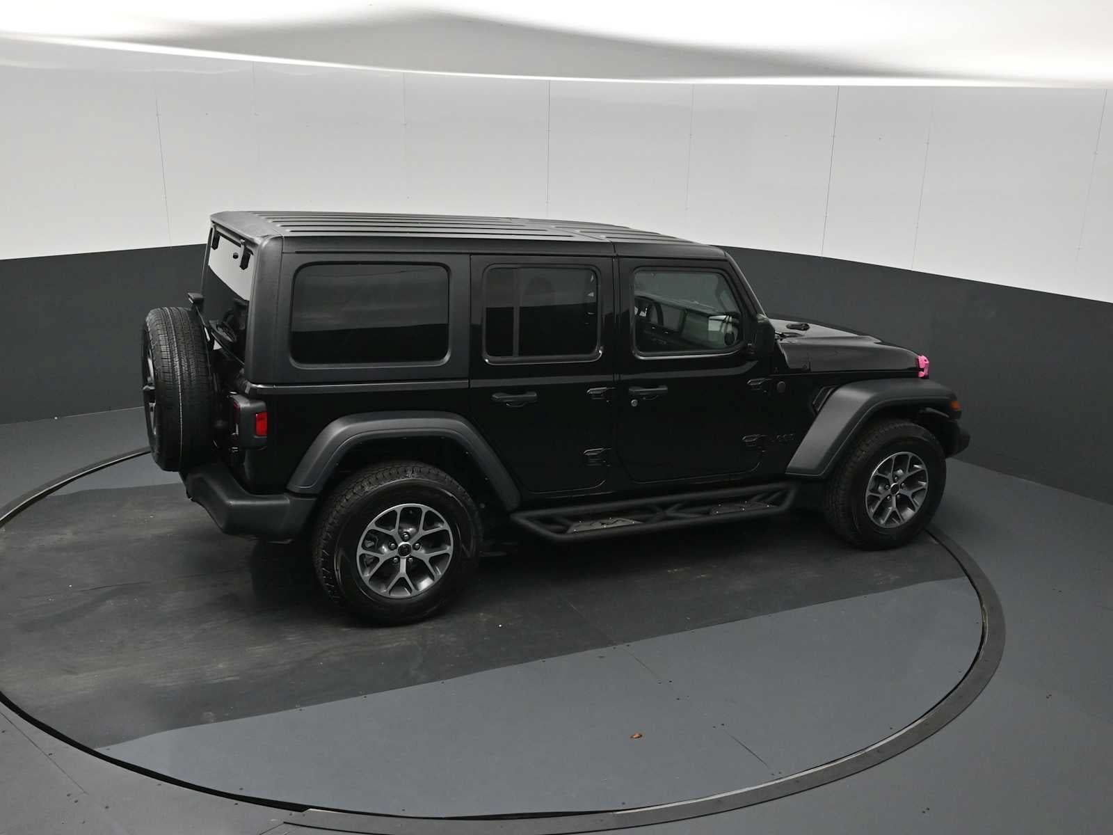 Used 2024 Jeep Wrangler Unlimited Sport AWD/4WD image 17