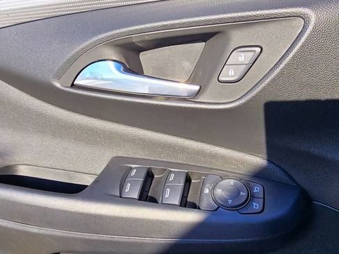 New 2026 Buick Envista Avenir FWD image 23