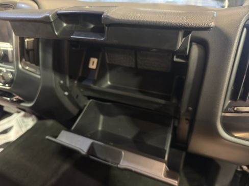 Used 2017 Chevrolet Silverado 1500 LT w/ Redline Edition image 21