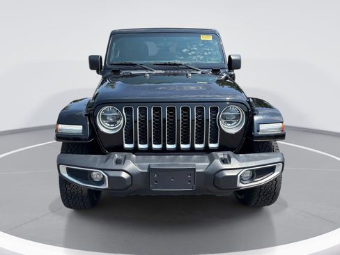 Used 2021 Jeep Wrangler Unlimited Sahara w/ Cold Weather Group AWD/4WD image 2