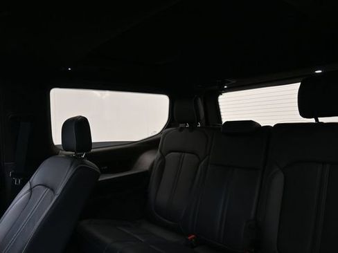 Used 2023 Jeep Grand Wagoneer Series II AWD/4WD image 22