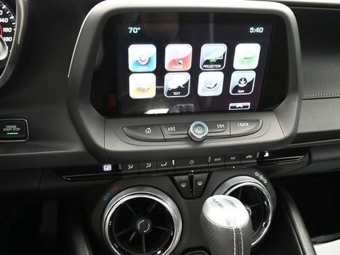Used 2018 Chevrolet Camaro SS RWD image 41
