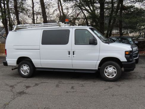 Used 2013 Ford E-250 and Econoline 250 w/ PWR Group image 7