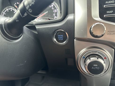 Used 2022 Toyota 4Runner Limited AWD/4WD image 17