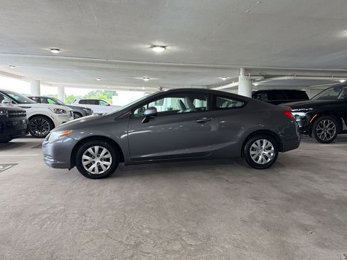 Used 2012 Honda Civic LX image 2